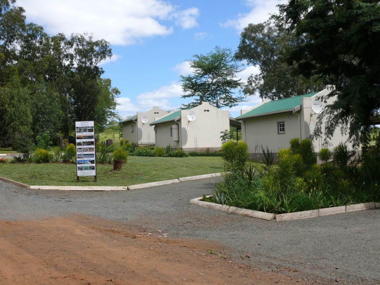 Hluhluwe Country Cottages Экстерьер фото