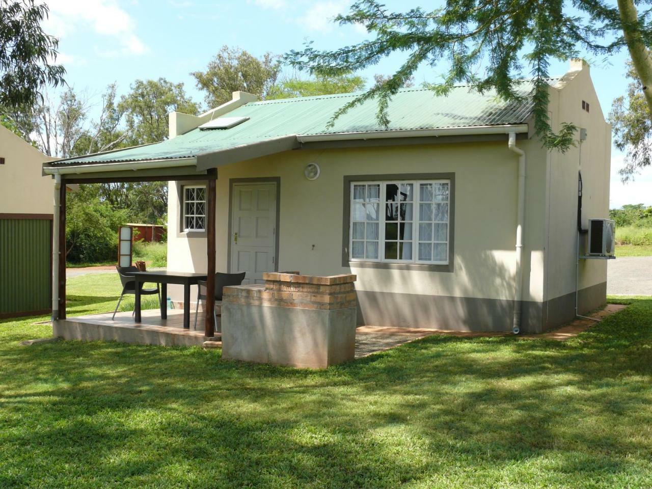 Hluhluwe Country Cottages Экстерьер фото